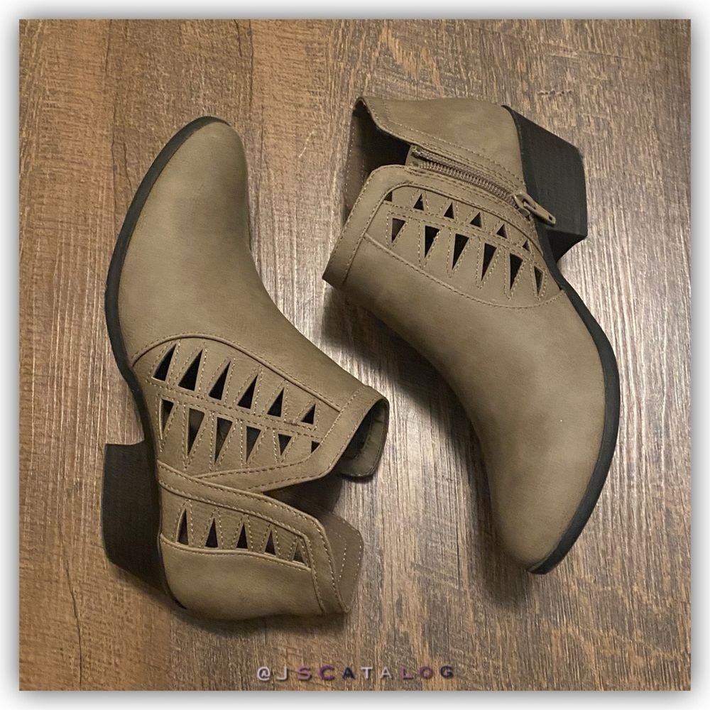 Stylish Tan Ankle Boots for Women